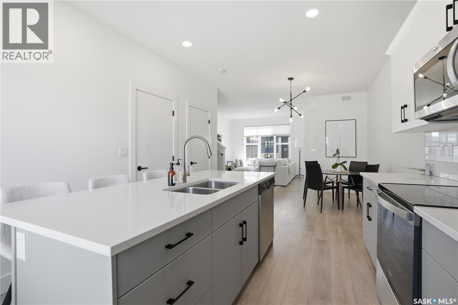 2803 Rosewood Drive, Saskatoon, Saskatchewan  S7V 1R4 - Photo 11 - SK033636