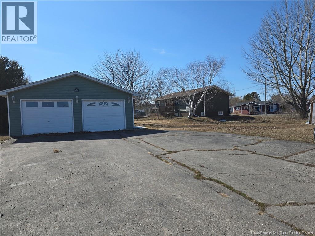 678 Principale, Petit-Rocher-Nord, New Brunswick  E8J 1V1 - Photo 1 - NB135684