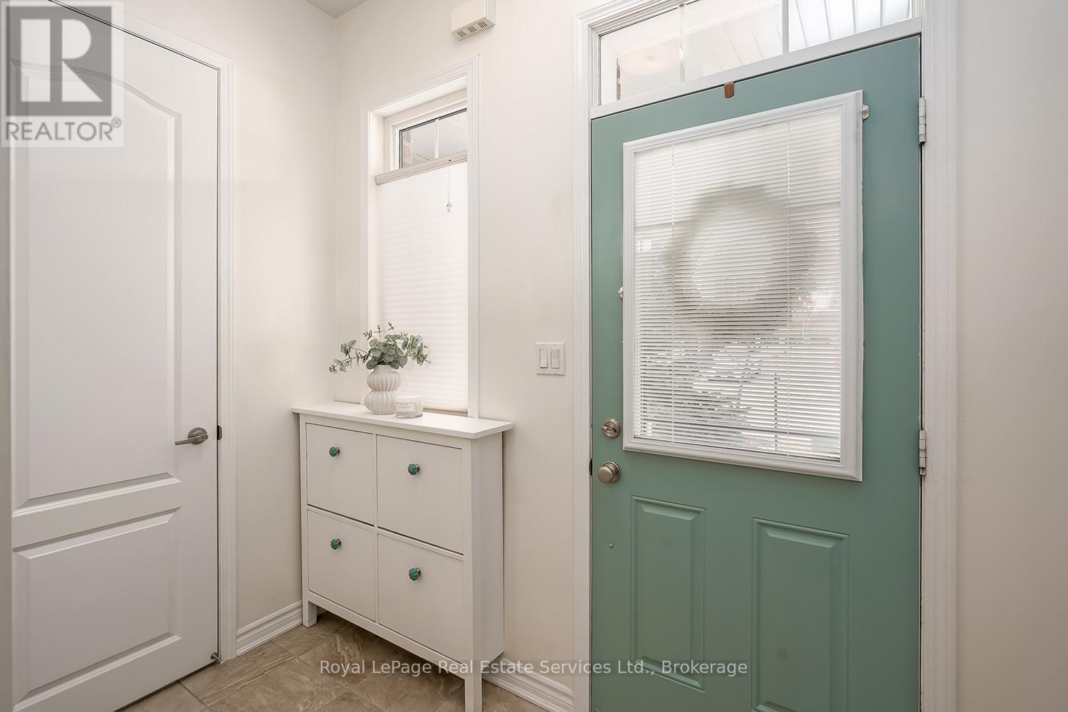 1522 Tough Gate, Milton, Ontario  L9T 8Y6 - Photo 2 - W13034638