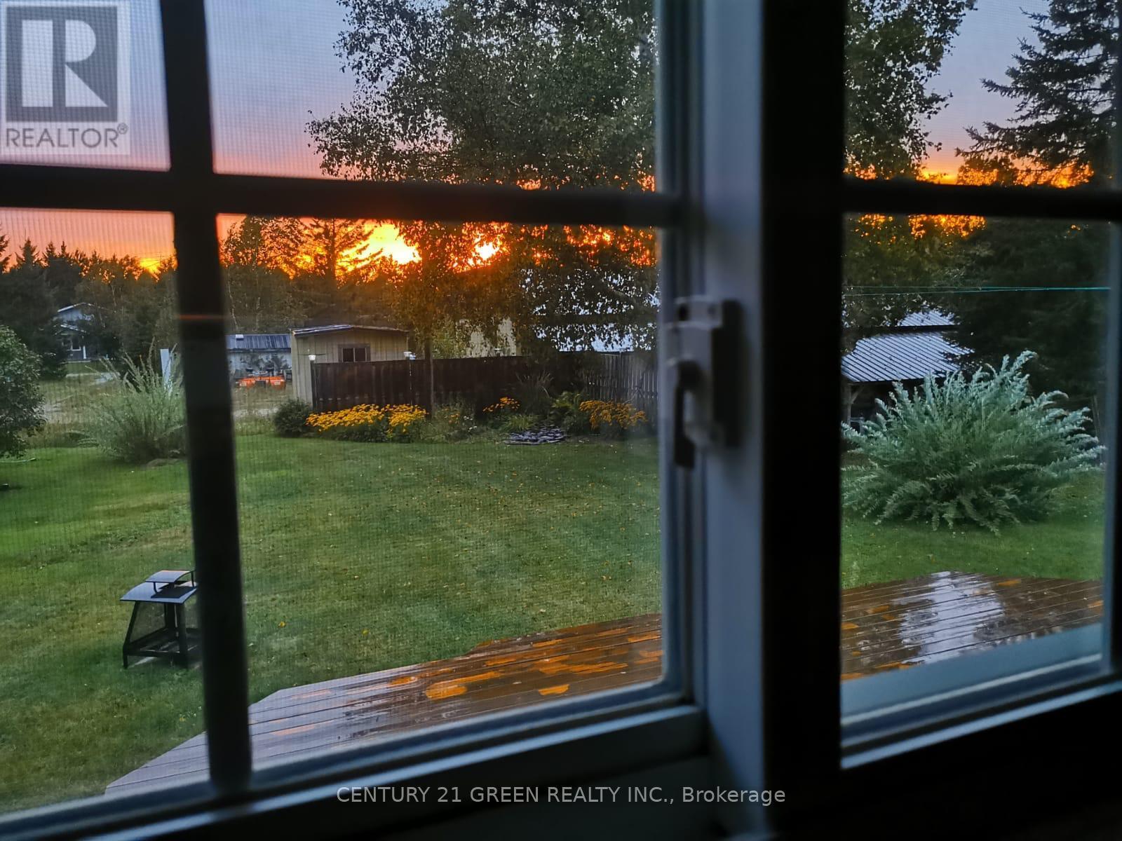 9 Fitz Avenue, South River, Ontario  P0A 1X0 - Photo 11 - X12883662