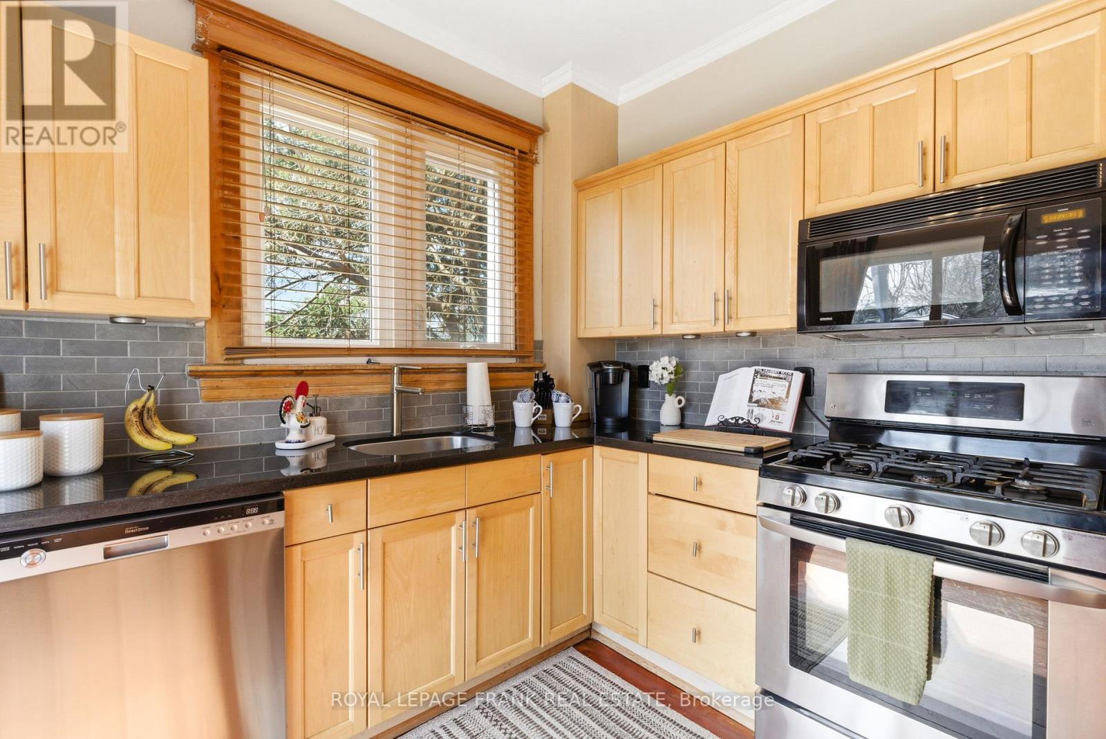 19 Hillcroft Street, Oshawa, Ontario L1G 2K8 - Photo 24 - E13034488