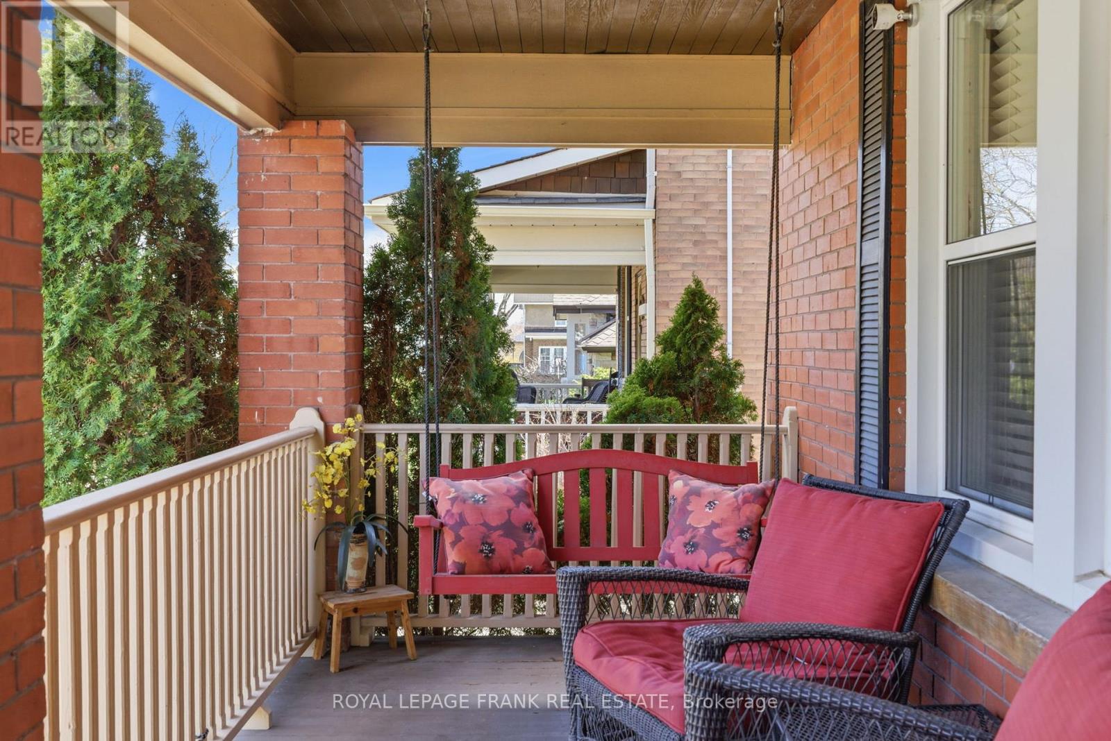 19 Hillcroft Street, Oshawa, Ontario L1G 2K8 - Photo 6 - E13034488