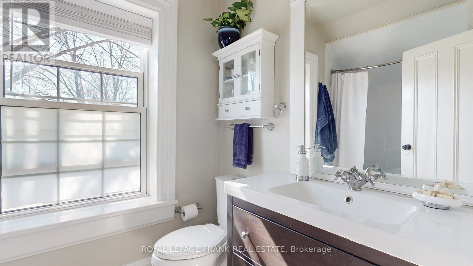 117 Euclid Street, Whitby, Ontario  L1N 5B1 - Photo 30 - E13034680