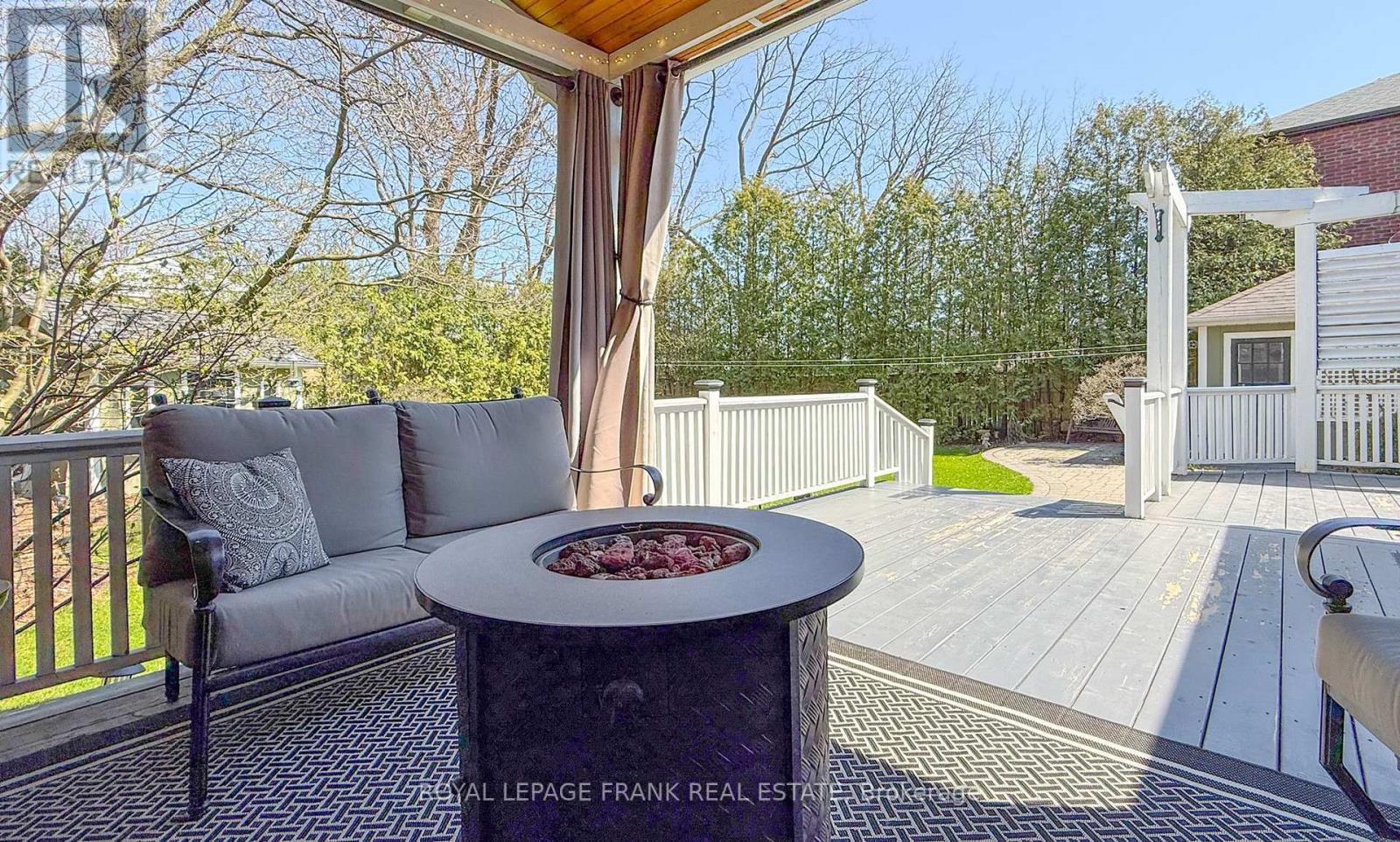 117 Euclid Street, Whitby, Ontario  L1N 5B1 - Photo 41 - E13034680