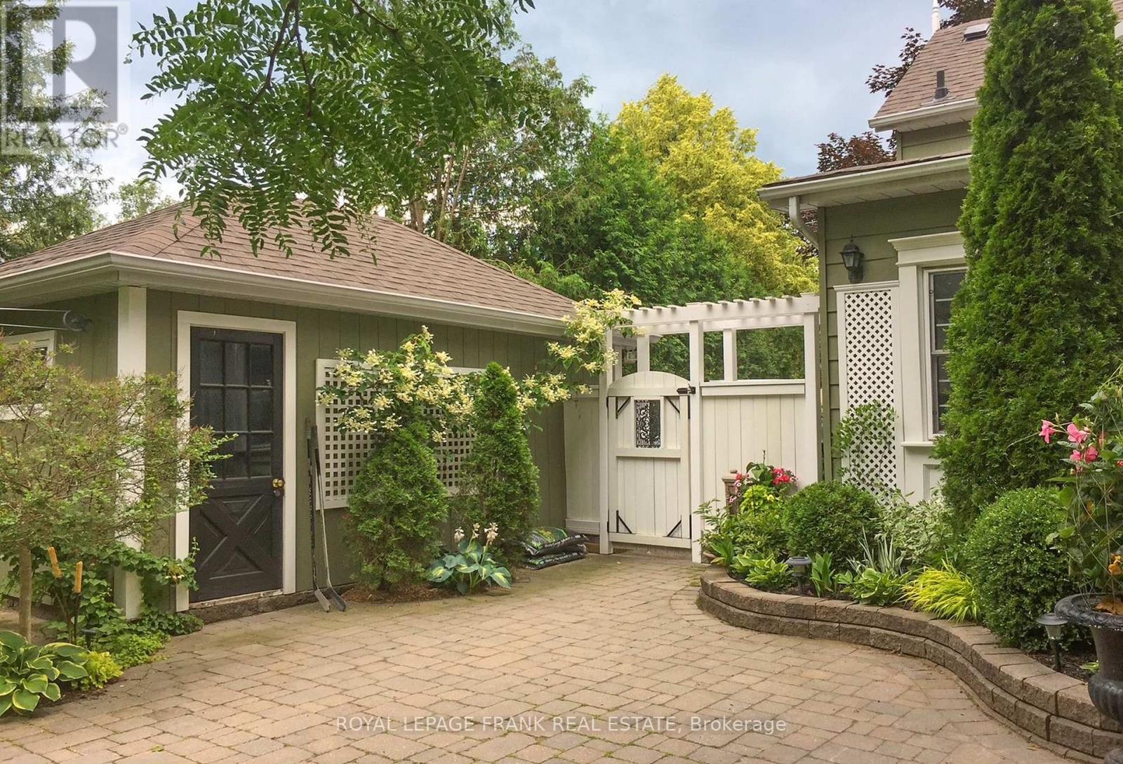 117 Euclid Street, Whitby, Ontario  L1N 5B1 - Photo 44 - E13034680