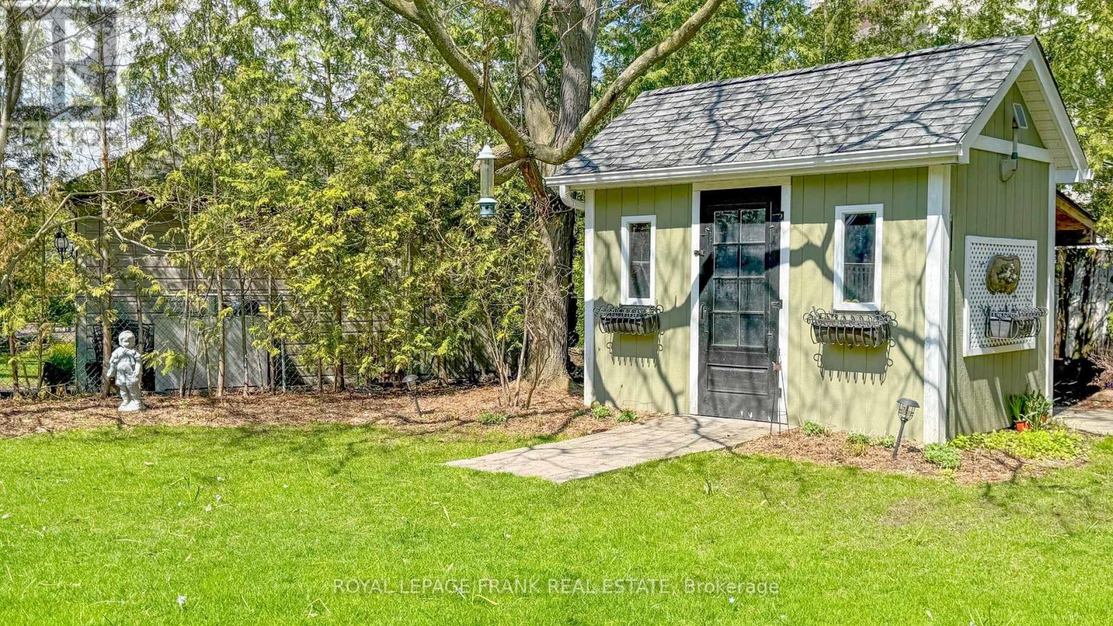 117 Euclid Street, Whitby, Ontario  L1N 5B1 - Photo 48 - E13034680