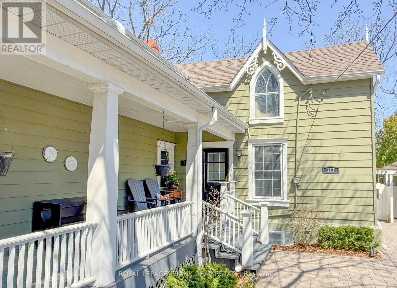 117 Euclid Street, Whitby, Ontario  L1N 5B1 - Photo 6 - E13034680