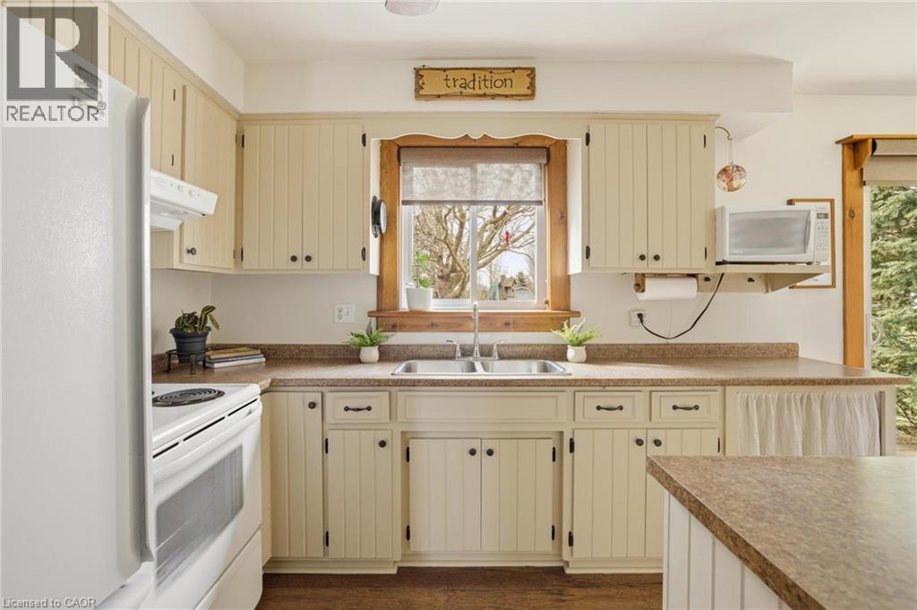 465 Boyne Avenue, Listowel, Ontario  N4W 3K5 - Photo 8 - 40823521