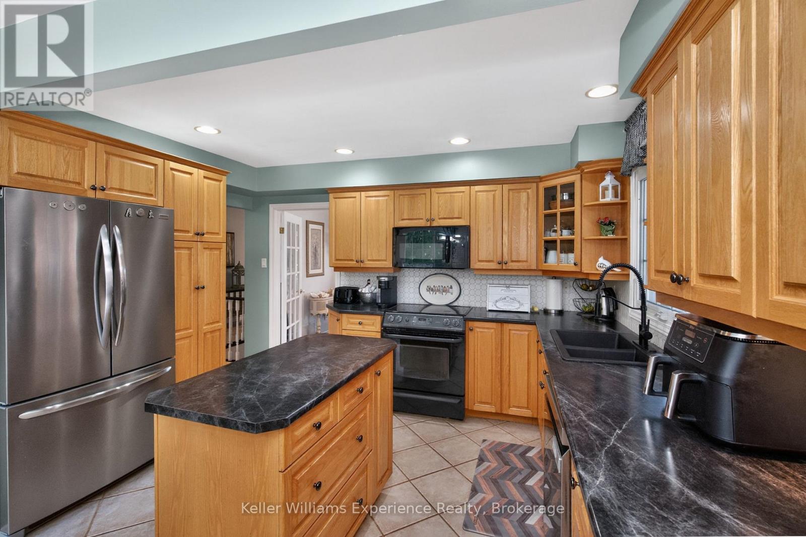 933 Playfair Road, Midland, Ontario  L4R 4X9 - Photo 13 - S13034258