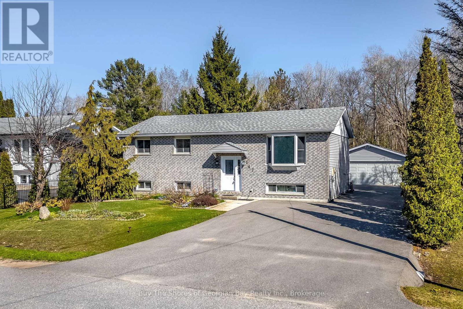 147 Lumber Road, Tay (Victoria Harbour), Ontario  L0K 2A0 - Photo 3 - S13034556