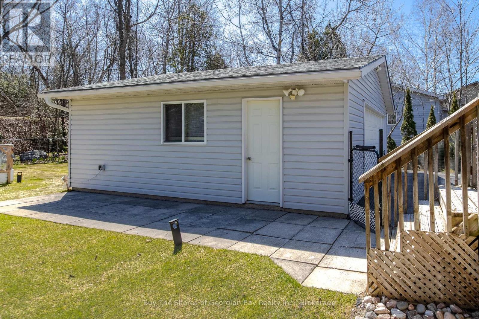 147 Lumber Road, Tay (Victoria Harbour), Ontario  L0K 2A0 - Photo 33 - S13034556