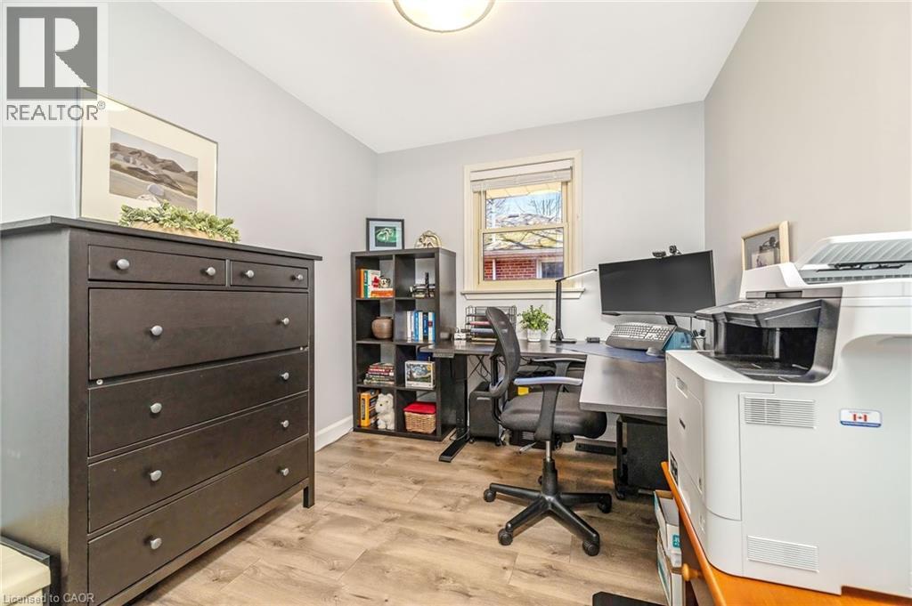 48 Knightswood Boulevard, Guelph, Ontario  N1E 3W5 - Photo 17 - 40822444