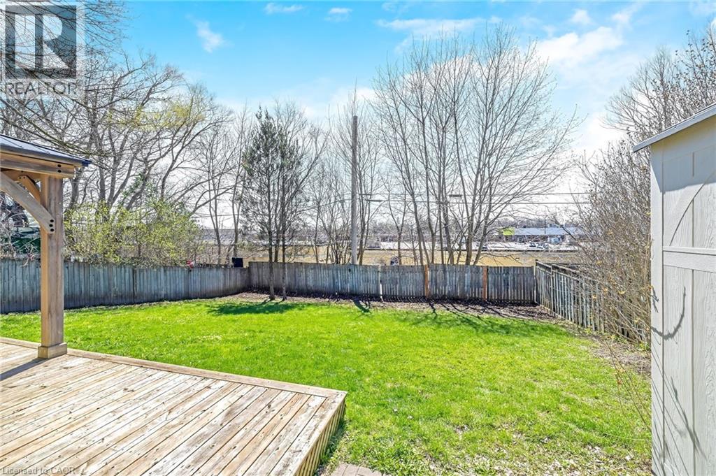 48 Knightswood Boulevard, Guelph, Ontario  N1E 3W5 - Photo 32 - 40822444