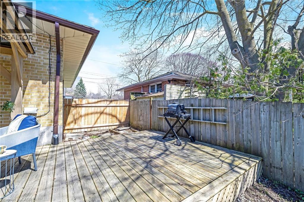 48 Knightswood Boulevard, Guelph, Ontario  N1E 3W5 - Photo 36 - 40822444