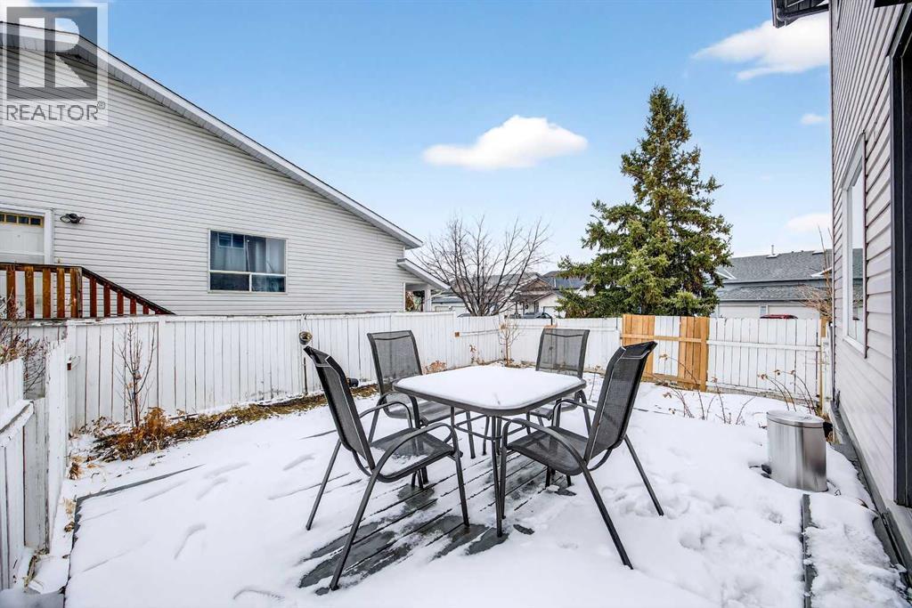 237 Willowbrook Close NW, Airdrie, Alberta  T4B 2J6 - Photo 34 - A2298647