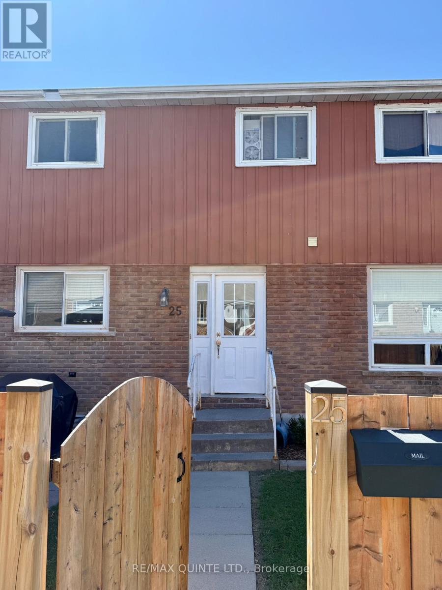 25 - 17 Tracey Park Drive, Belleville, Ontario  K8P 4R4 - Photo 1 - X13034380