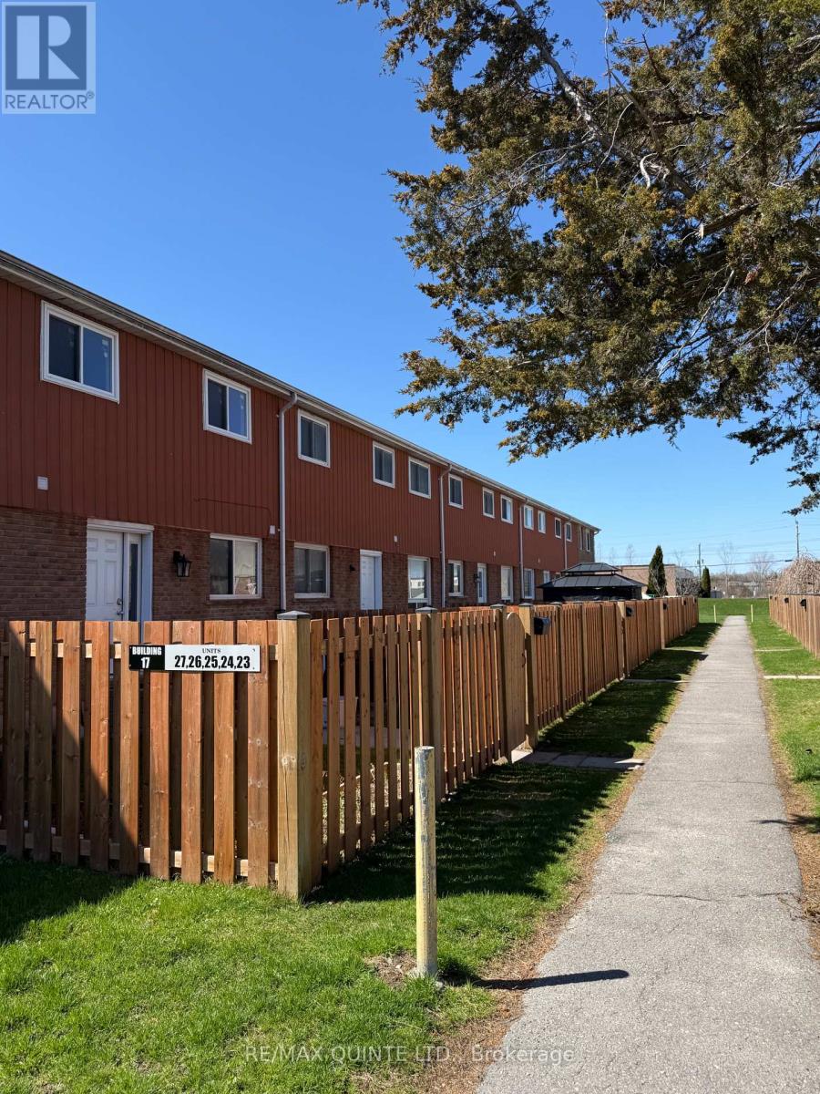 25 - 17 Tracey Park Drive, Belleville, Ontario  K8P 4R4 - Photo 2 - X13034380