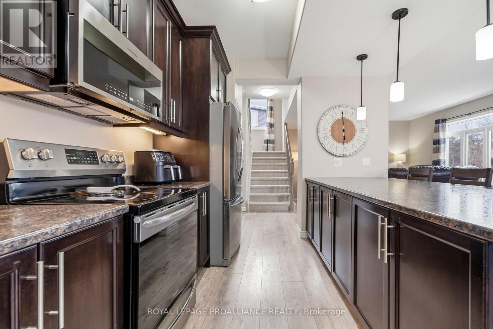 38 Redwood Drive, Belleville, Ontario  K8N 0K4 - Photo 6 - X13034454