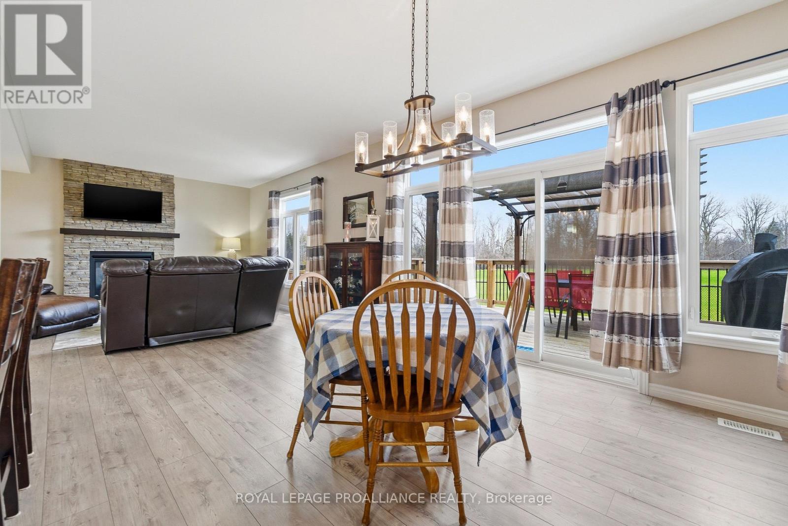 38 Redwood Drive, Belleville, Ontario  K8N 0K4 - Photo 7 - X13034454