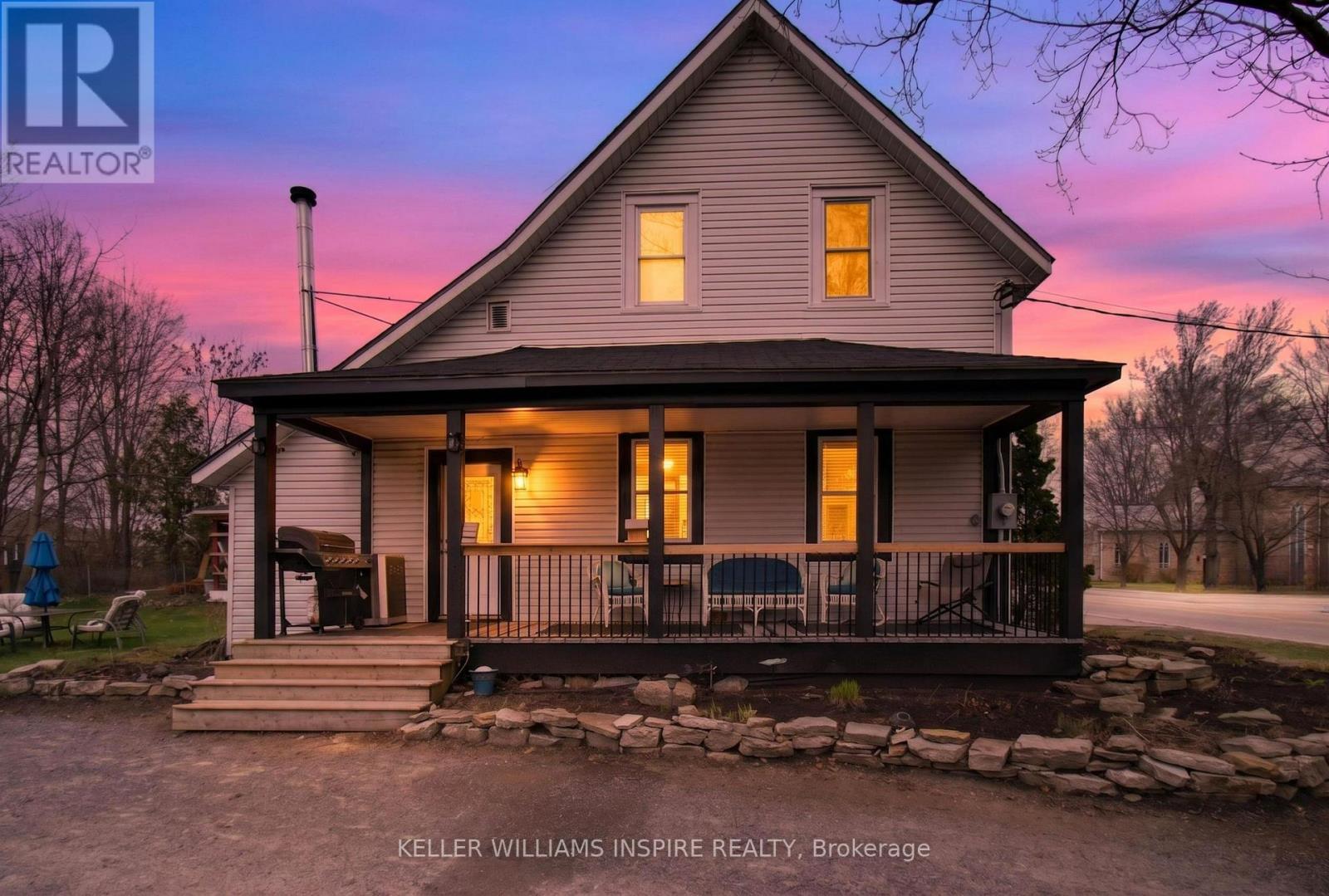 22 CONCESSION STREET W, westport, Ontario