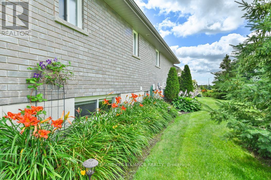 3 Cortland Crescent, Quinte West, Ontario  K8V 0E9 - Photo 38 - X13034668