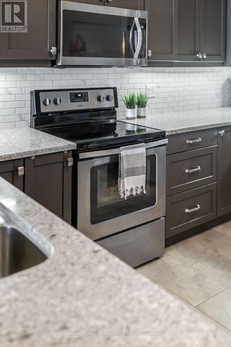 3 Cortland Crescent, Quinte West, Ontario  K8V 0E9 - Photo 5 - X13034668