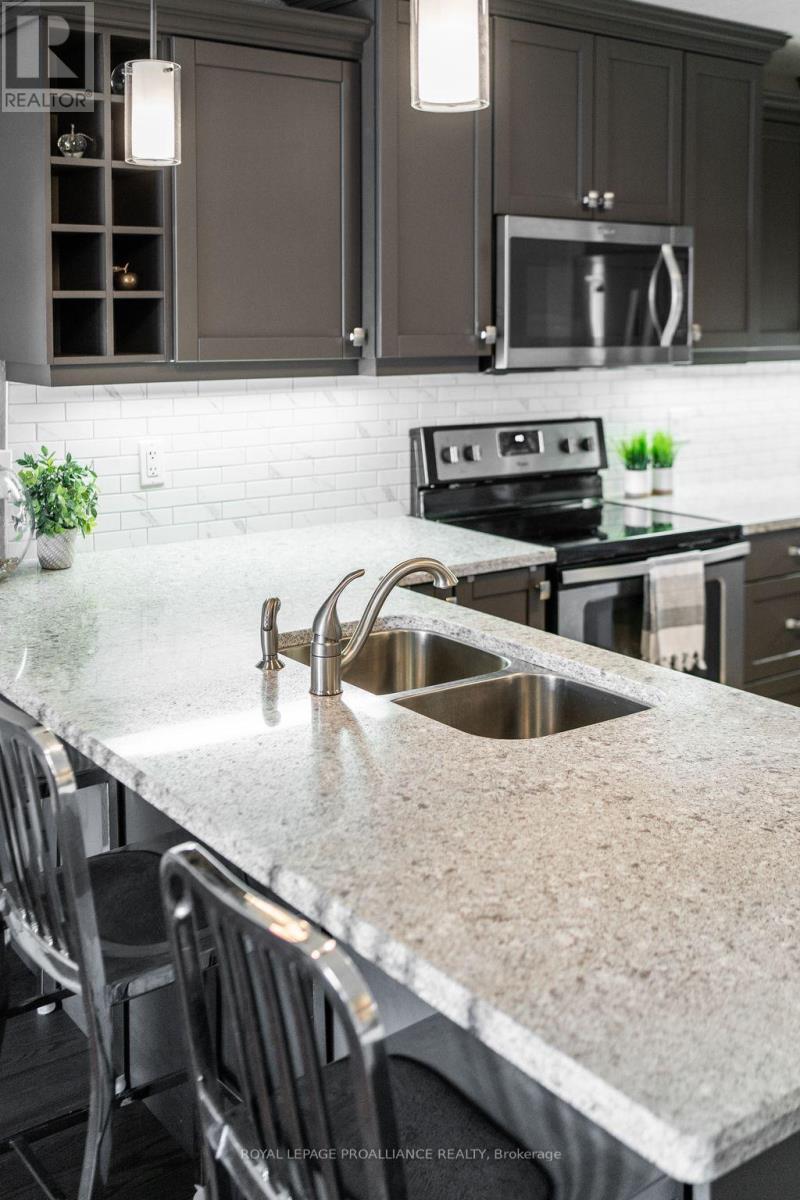 3 Cortland Crescent, Quinte West, Ontario  K8V 0E9 - Photo 9 - X13034668