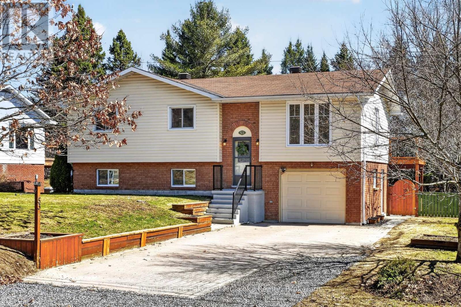 53 PAGET STREET, Sundridge, Ontario