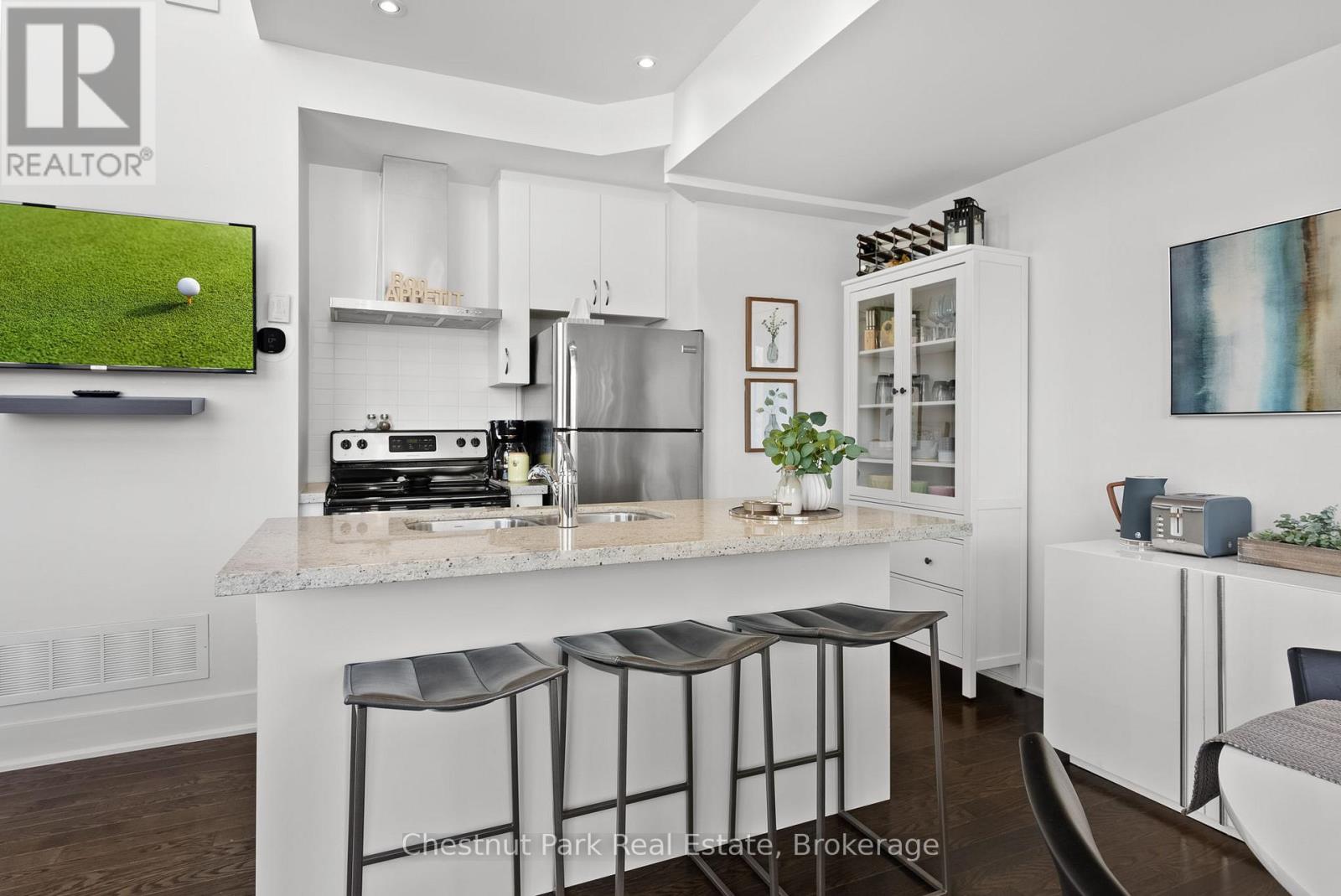 20 Carrick Trail, Gravenhurst, Ontario  P1P 1A0 - Photo 7 - X13034558