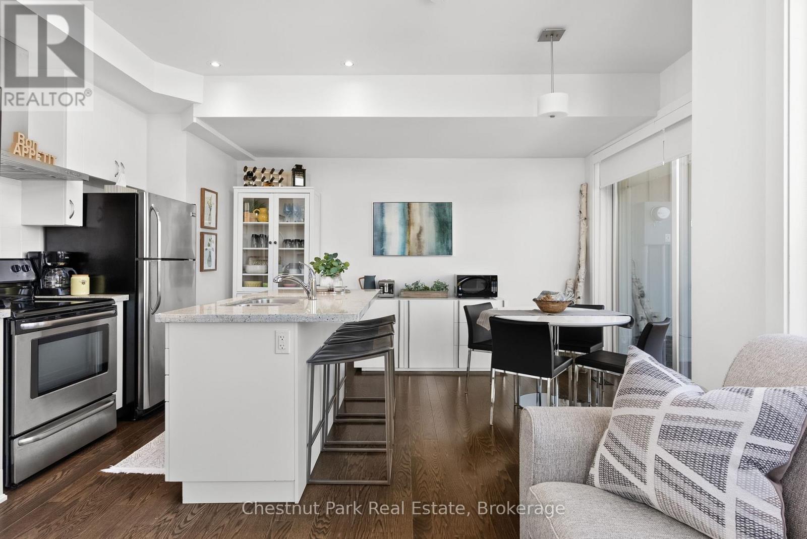 20 Carrick Trail, Gravenhurst, Ontario  P1P 1A0 - Photo 8 - X13034558