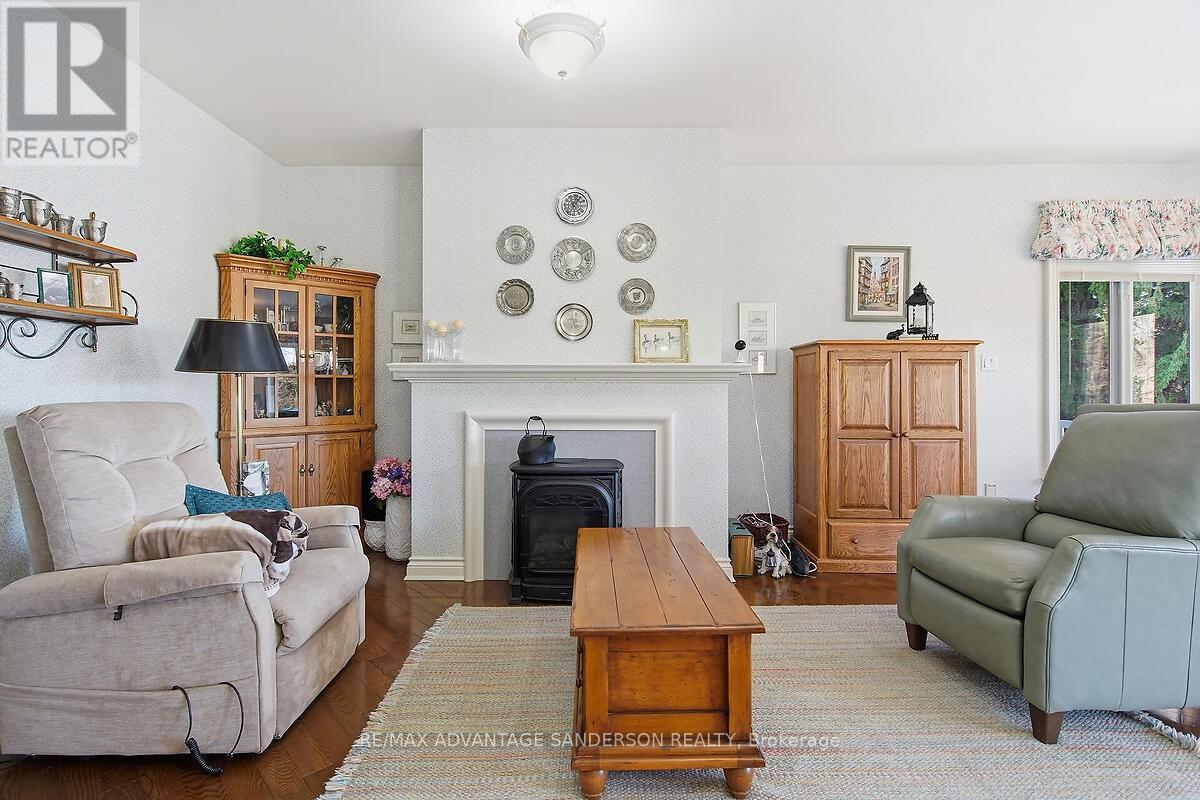 15060 Nine Mile Road, Middlesex Centre, Ontario  N0M 2A0 - Photo 39 - X13034356