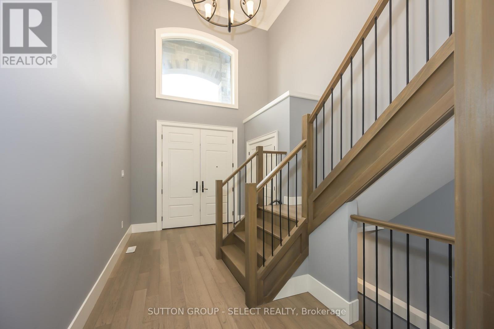 1796 Brayford Avenue, London South, Ontario  N6K 0H4 - Photo 4 - X13034372