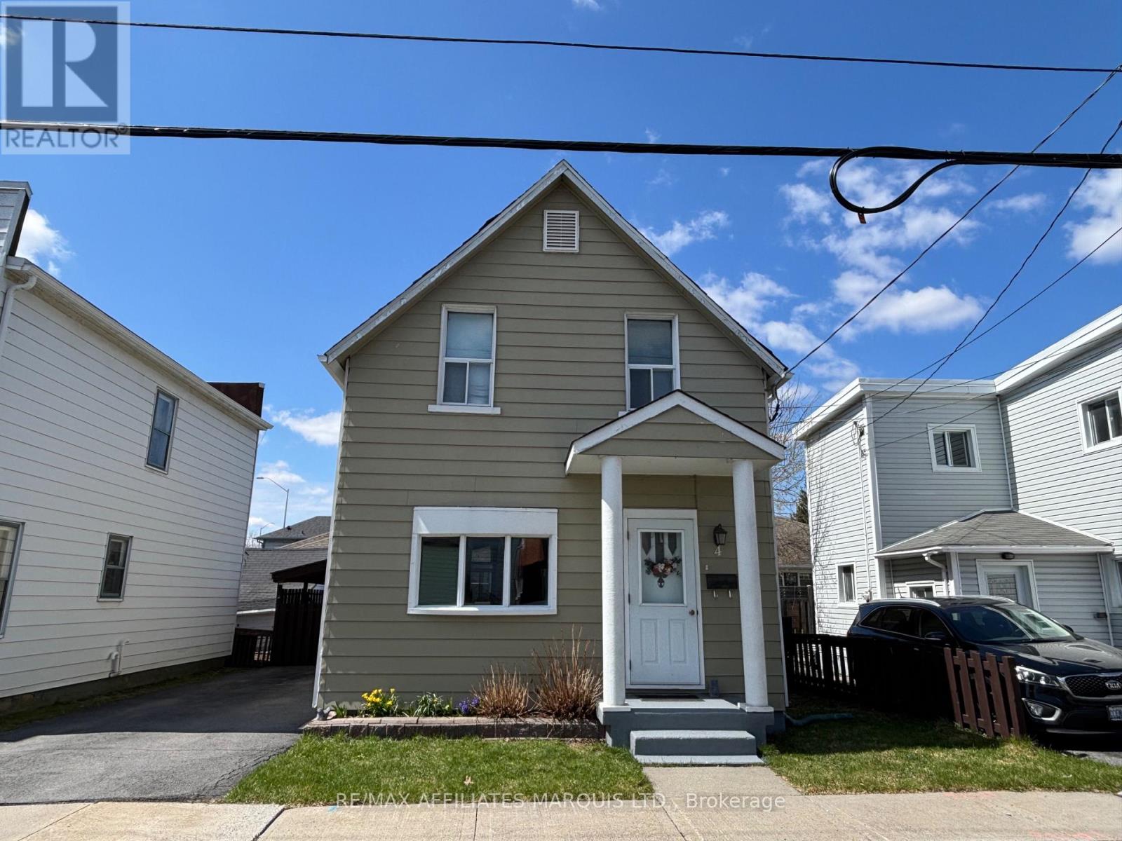 4 Seymour Avenue, Cornwall, Ontario  K6J 4L7 - Photo 2 - X13034412