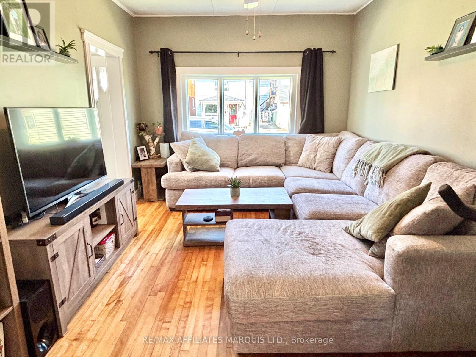 4 Seymour Avenue, Cornwall, Ontario  K6J 4L7 - Photo 7 - X13034412