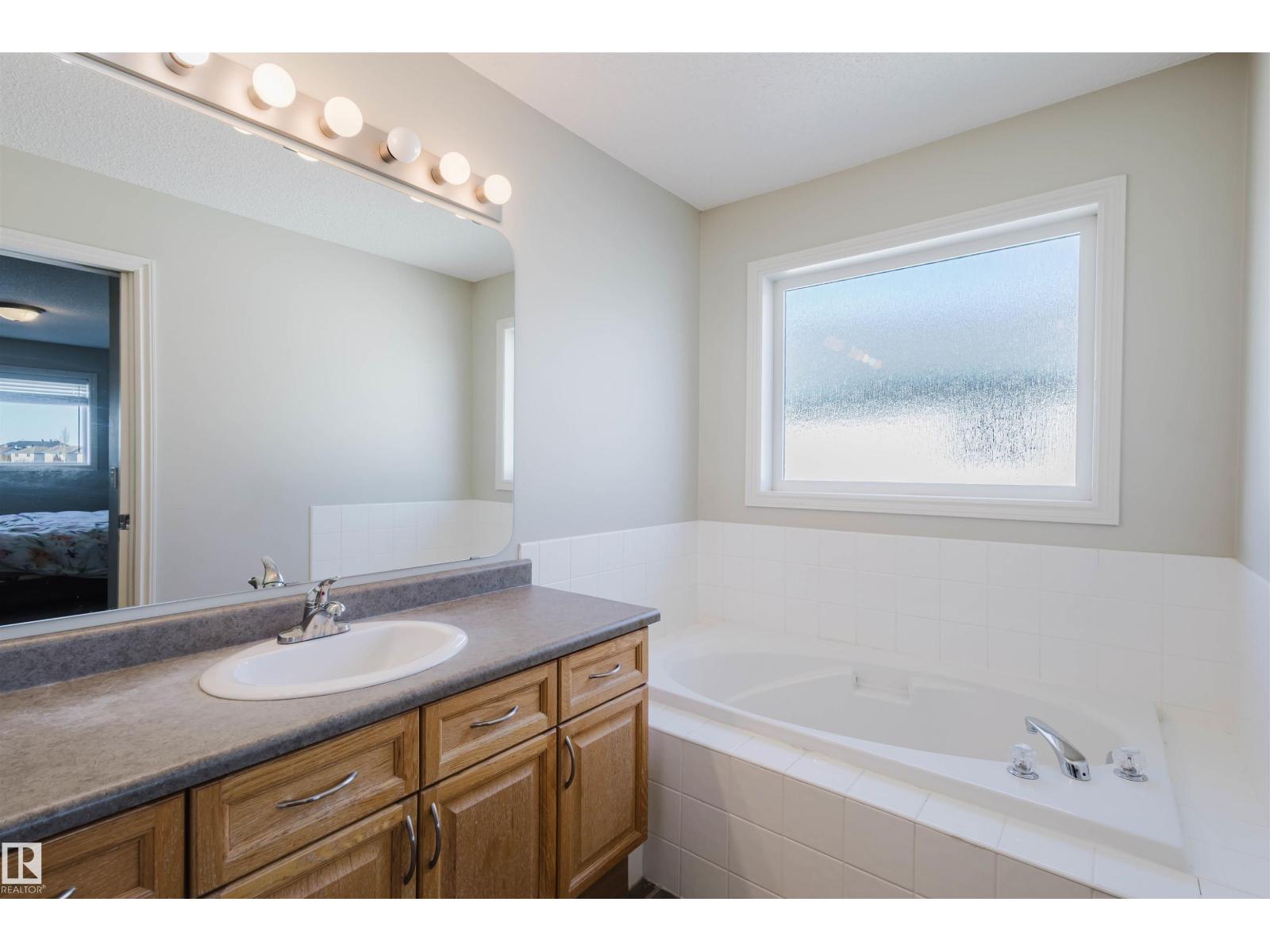 3534 Mclean Cr Sw, Edmonton, Alberta  T6W 1M3 - Photo 38 - E4483697