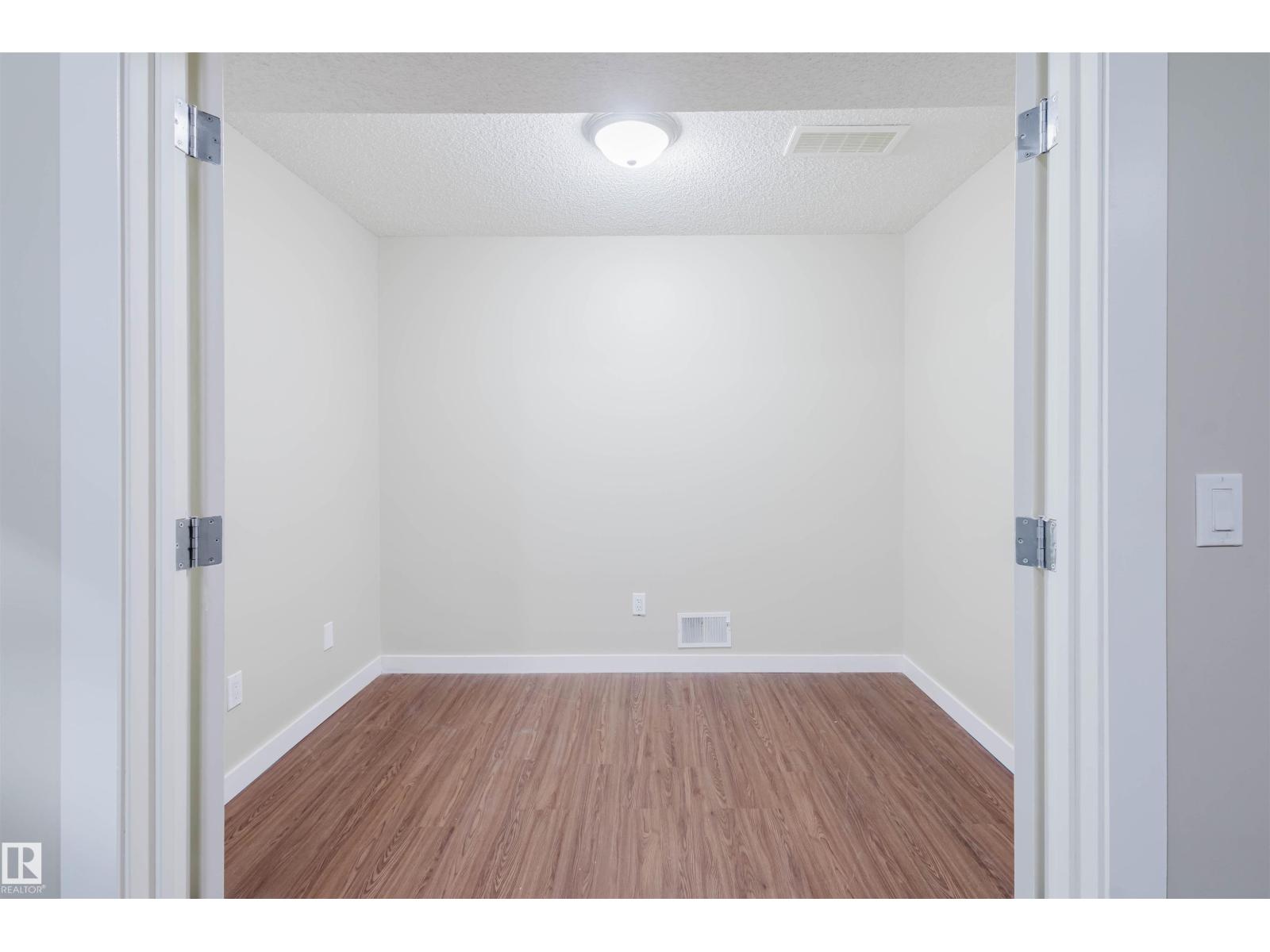 3534 Mclean Cr Sw, Edmonton, Alberta  T6W 1M3 - Photo 46 - E4483697