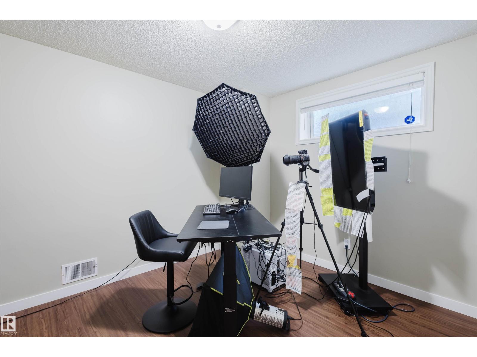 3534 Mclean Cr Sw, Edmonton, Alberta  T6W 1M3 - Photo 47 - E4483697