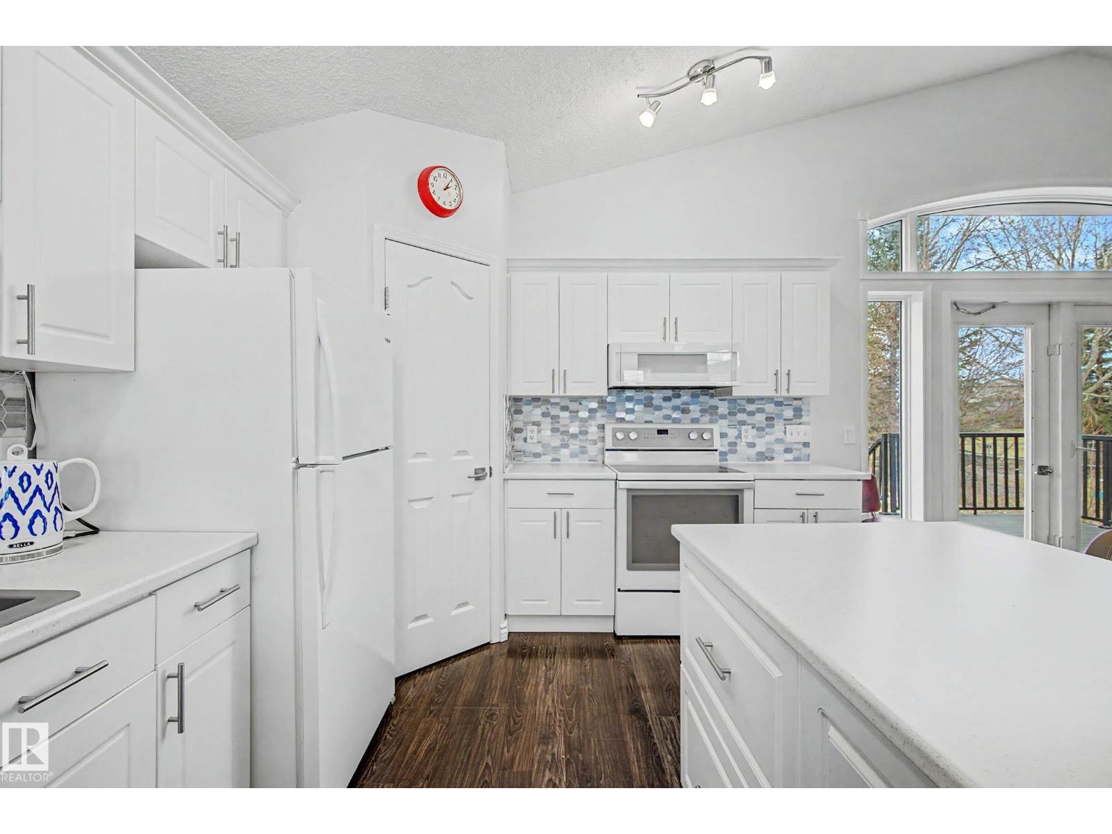 2056 Brennan Cr Nw, Edmonton, Alberta  T5T 6S4 - Photo 10 - E4483699