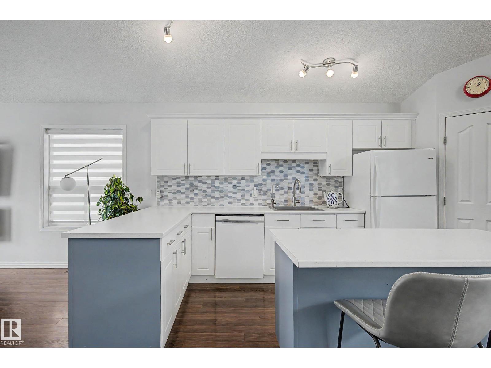 2056 Brennan Cr Nw, Edmonton, Alberta  T5T 6S4 - Photo 9 - E4483699