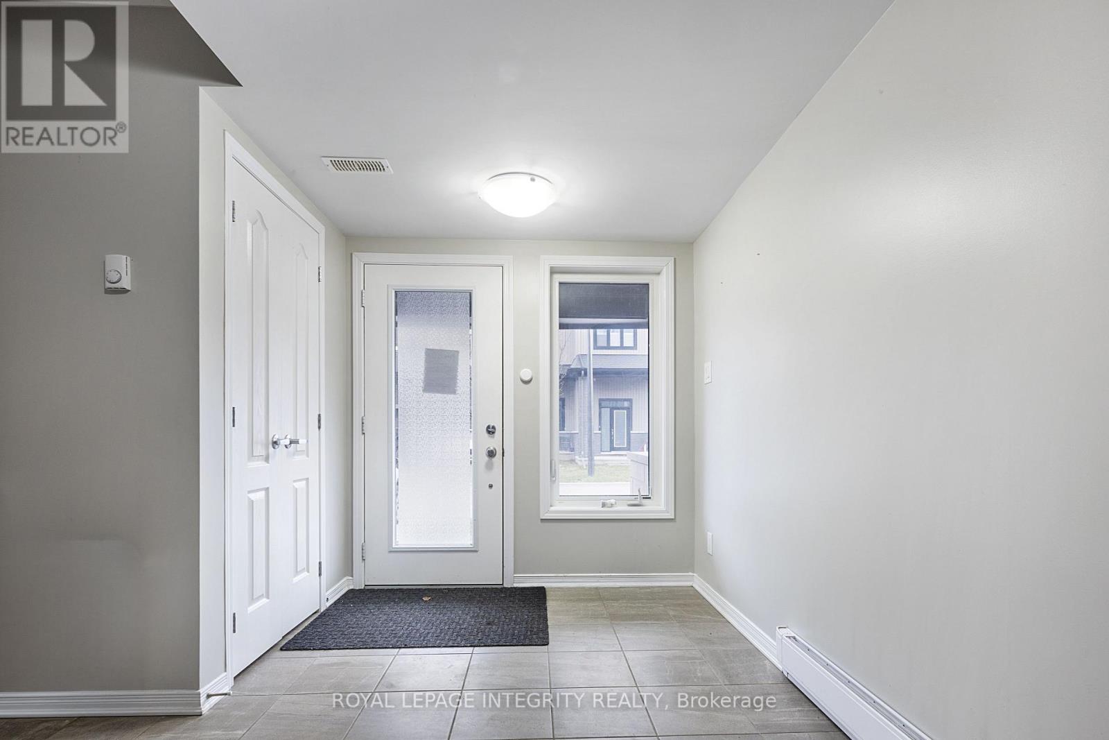 863 Element Place, Ottawa, Ontario  K2M 0M7 - Photo 2 - X13034322