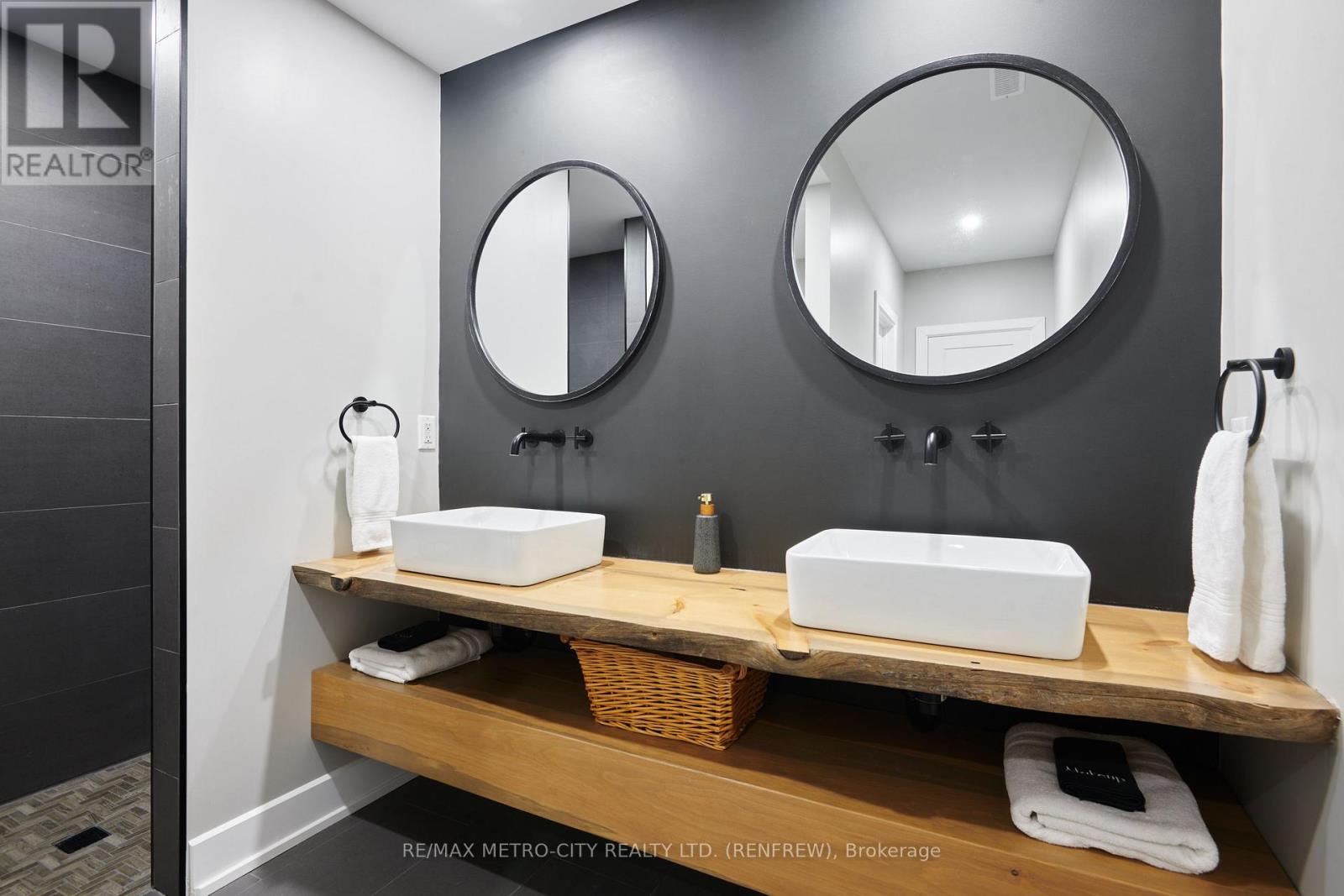 98 Spindle Drift Court, Greater Madawaska, Ontario  K0J 1H0 - Photo 31 - X13034396