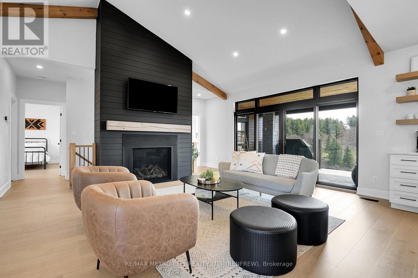 98 Spindle Drift Court, Greater Madawaska, Ontario  K0J 1H0 - Photo 8 - X13034396