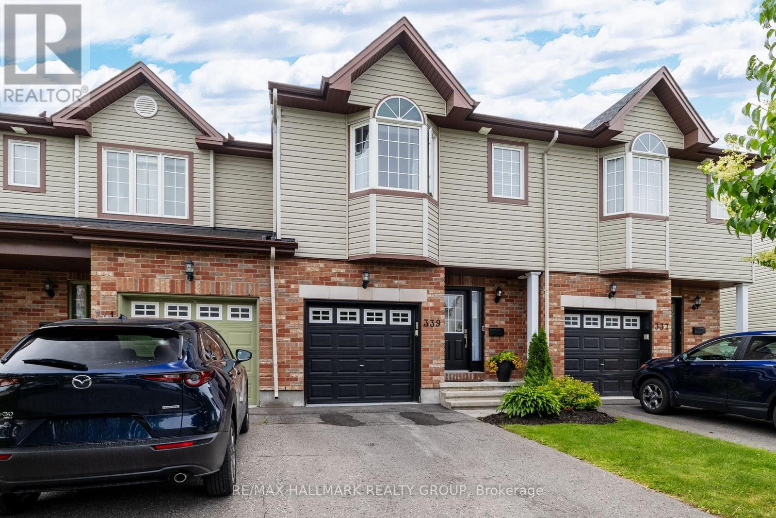 339 BRIGITTA STREET, Ottawa, Ontario