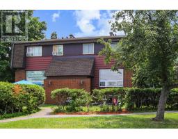 1F BANNER ROAD, Ottawa, Ontario