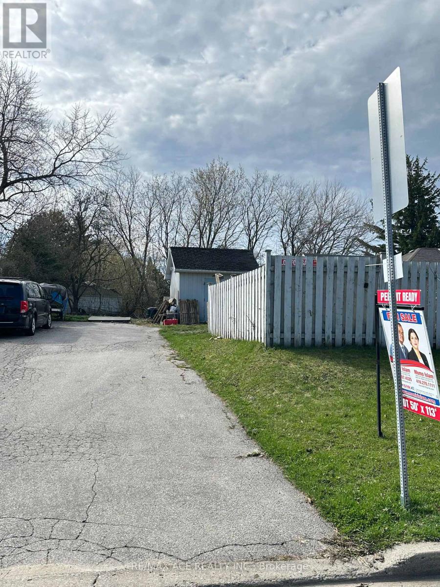 1 Martindale Road, Toronto, Ontario  M1M 2B6 - Photo 1 - E12998974