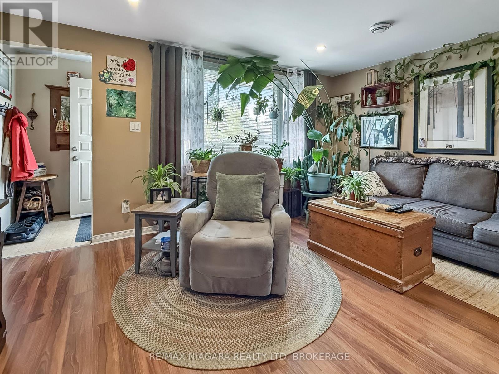 5 Aberdeen Court, Fort Erie, Ontario  L2A 3Y7 - Photo 6 - X13034518