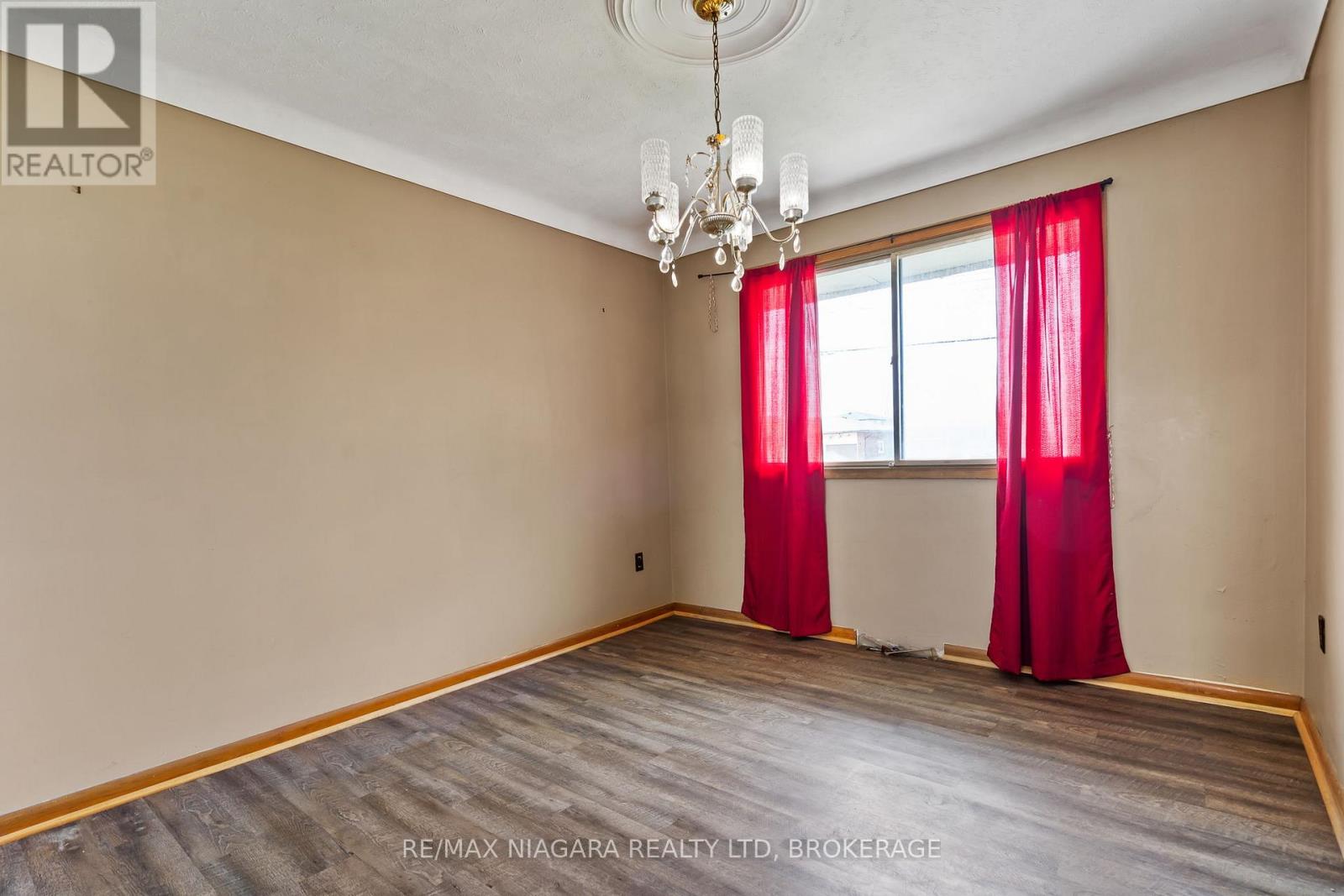 216 Wellington Street, Welland, Ontario  L3B 1B5 - Photo 10 - X13034622