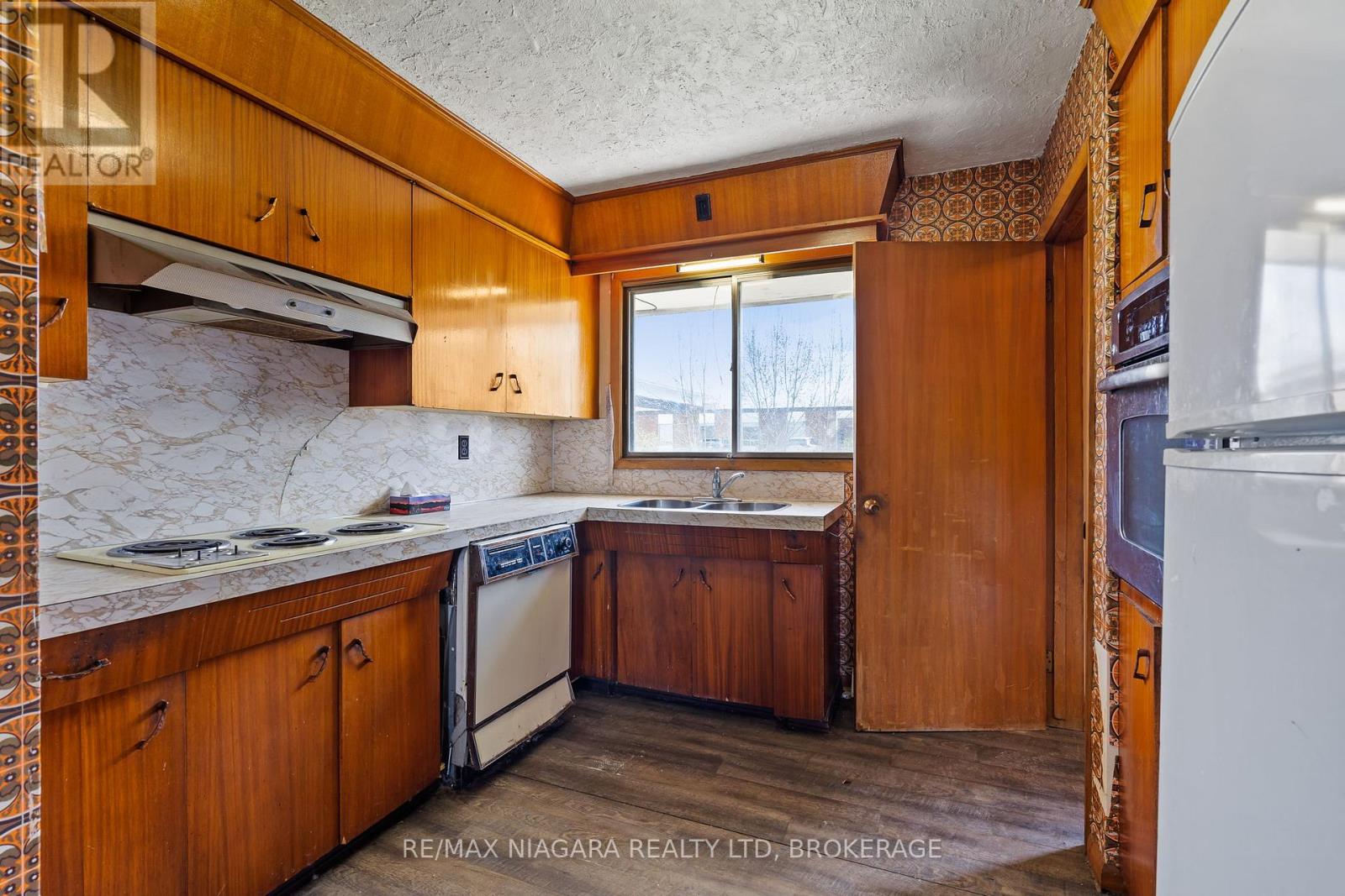 216 Wellington Street, Welland, Ontario  L3B 1B5 - Photo 12 - X13034622