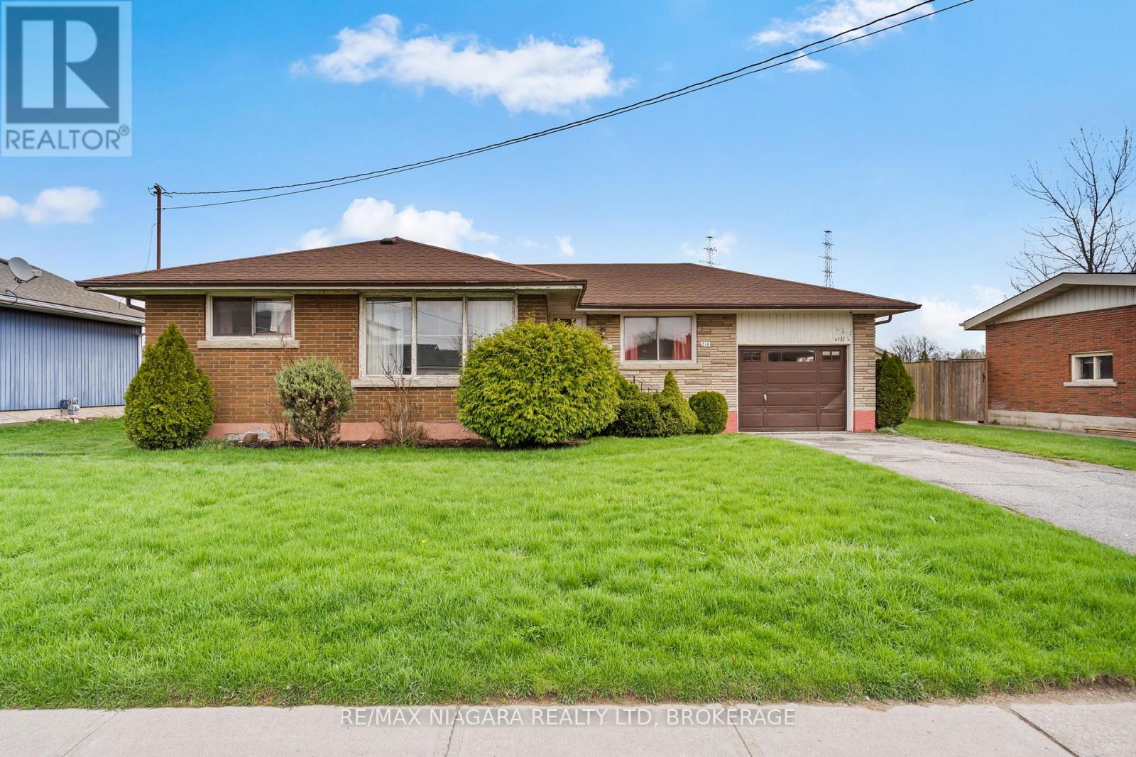 216 Wellington Street, Welland, Ontario  L3B 1B5 - Photo 2 - X13034622