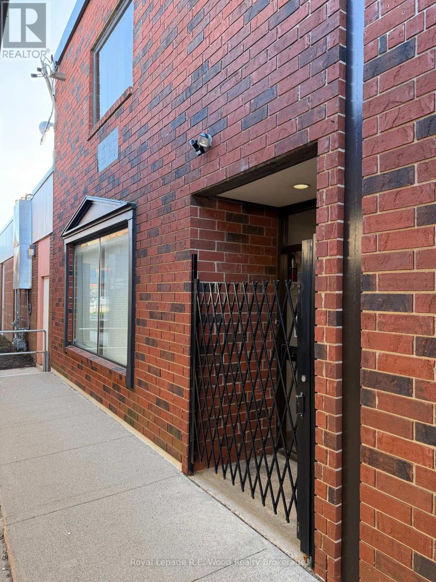 5 - 1 Library Lane, Tillsonburg, Ontario  N4G 4W3 - Photo 2 - X13034500